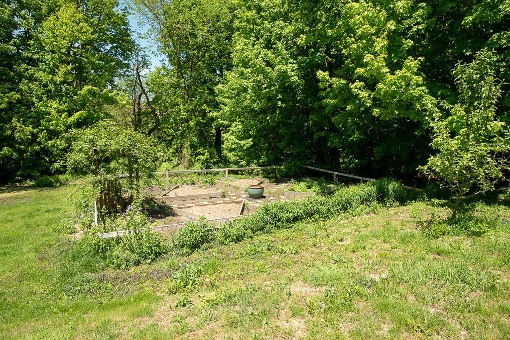 19 Chace Hill Road Sterling, MA 01564 - Photo 10 of 41