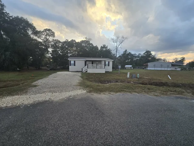 a view of outdoor space with city view