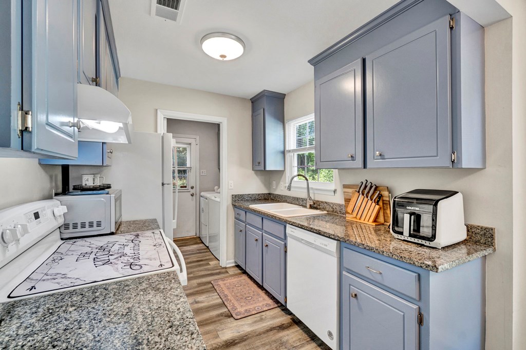 1225 Mathis Road Greenwood, SC 29649 - Photo 12 of 40 Gallery Image 12