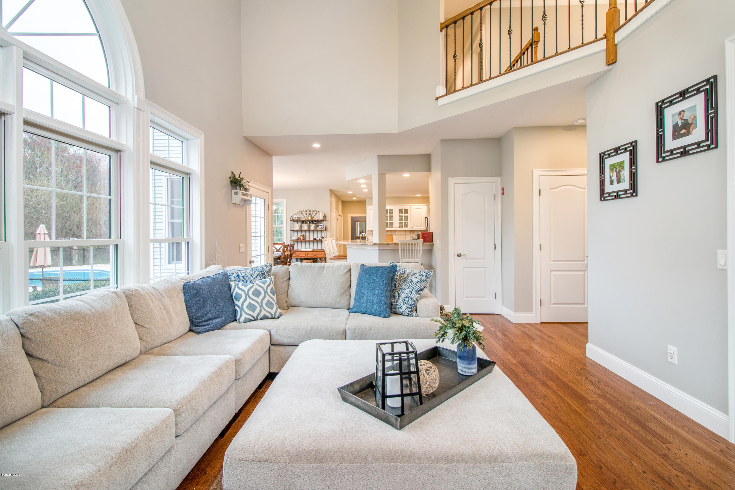 78 Hillside Road Southwick, MA 01077 - Photo 13 of 45 Living 4