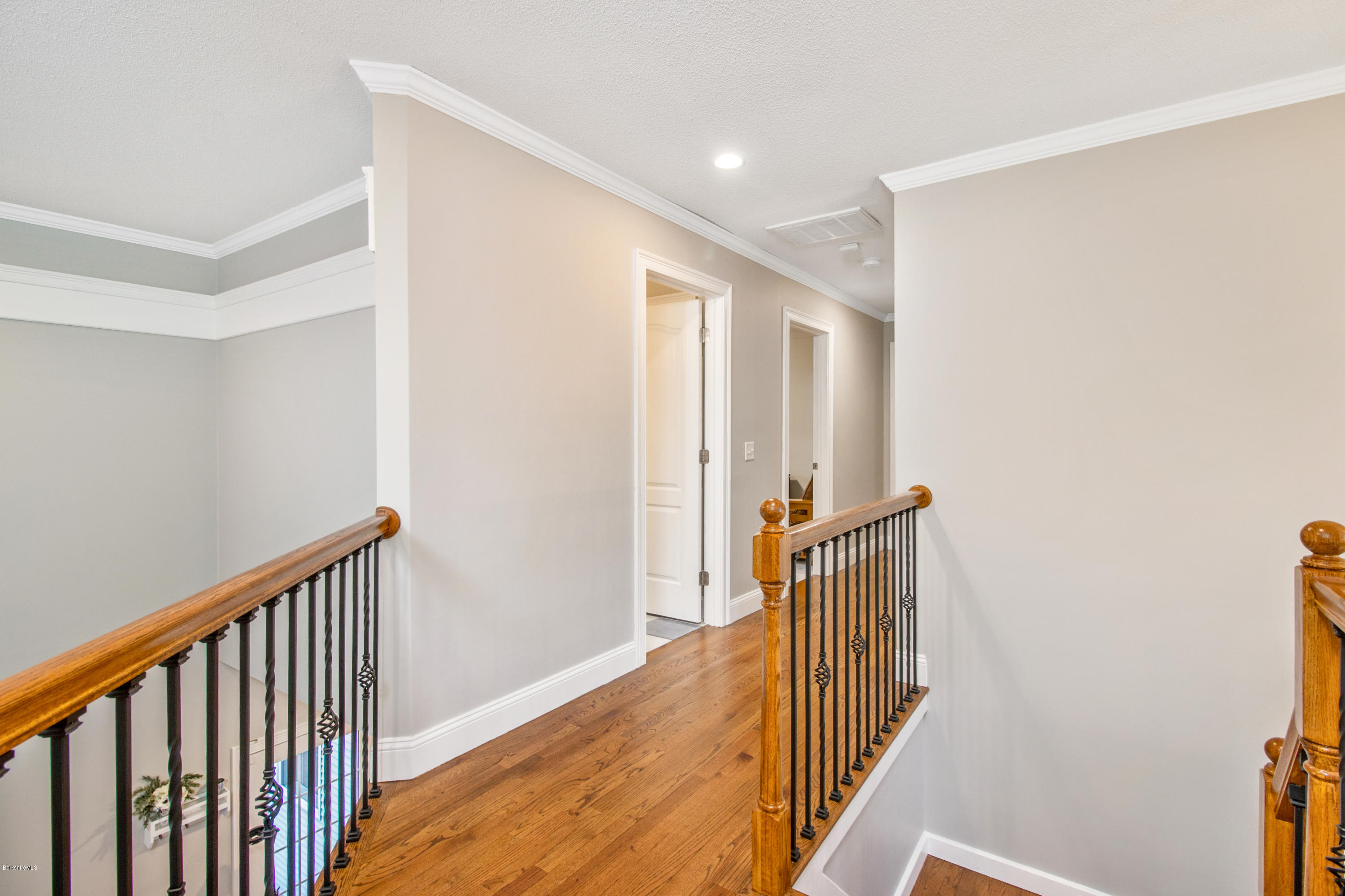 78 Hillside Road Southwick, MA 01077 - Photo 34 of 45 Hall 1
