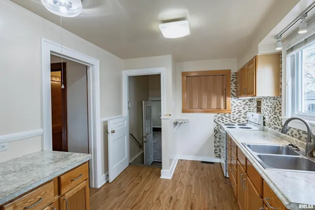 $165,000 | 2017 Harrison Street, Quincy, IL 62301