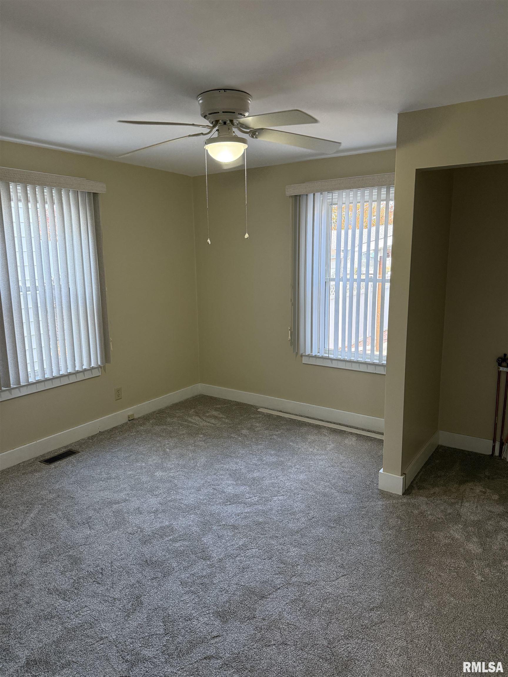 2017 Harrison Street Quincy, IL 62301 - Photo 7 of 13