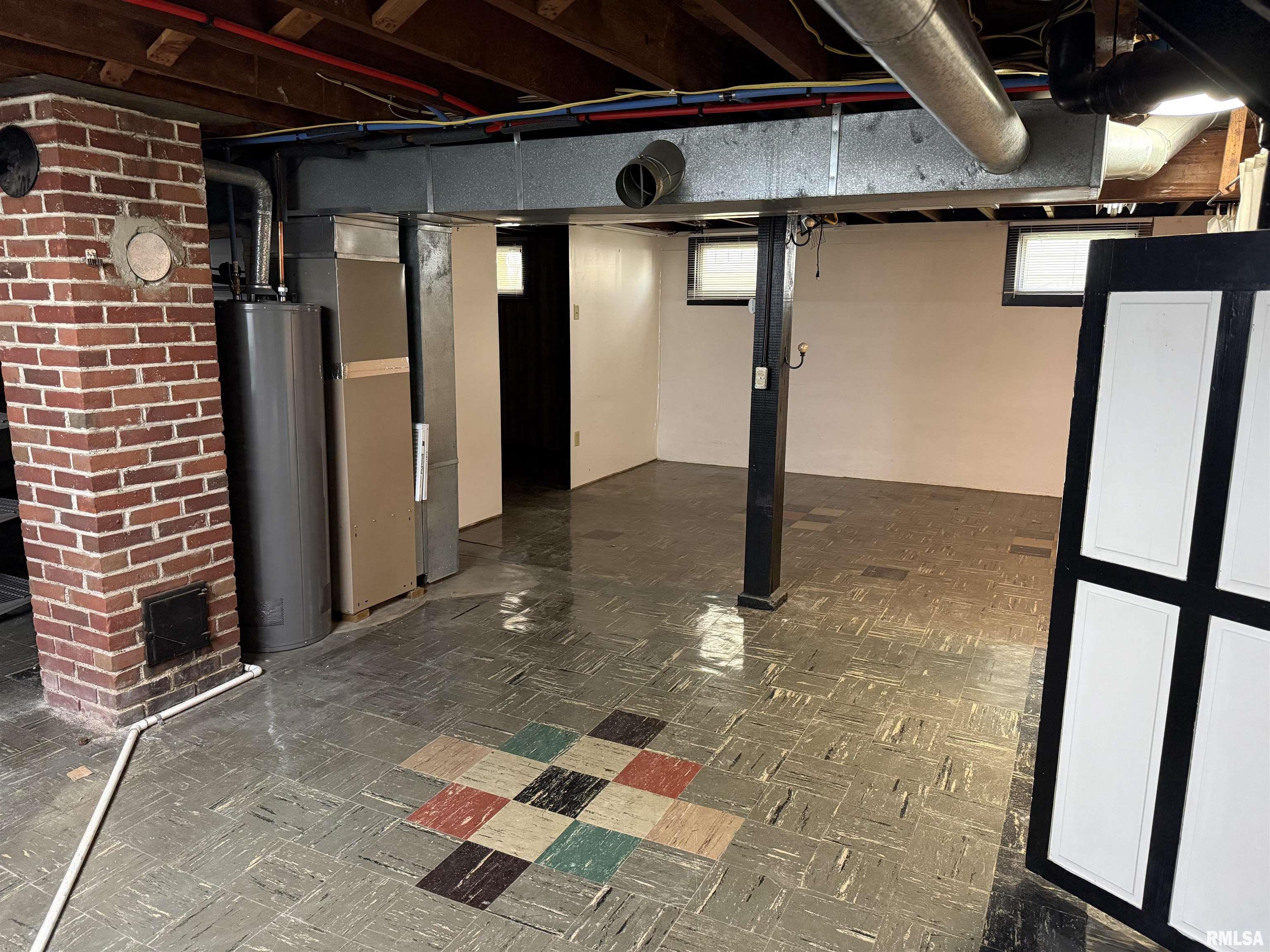 2017 Harrison Street Quincy, IL 62301 - Photo 9 of 13