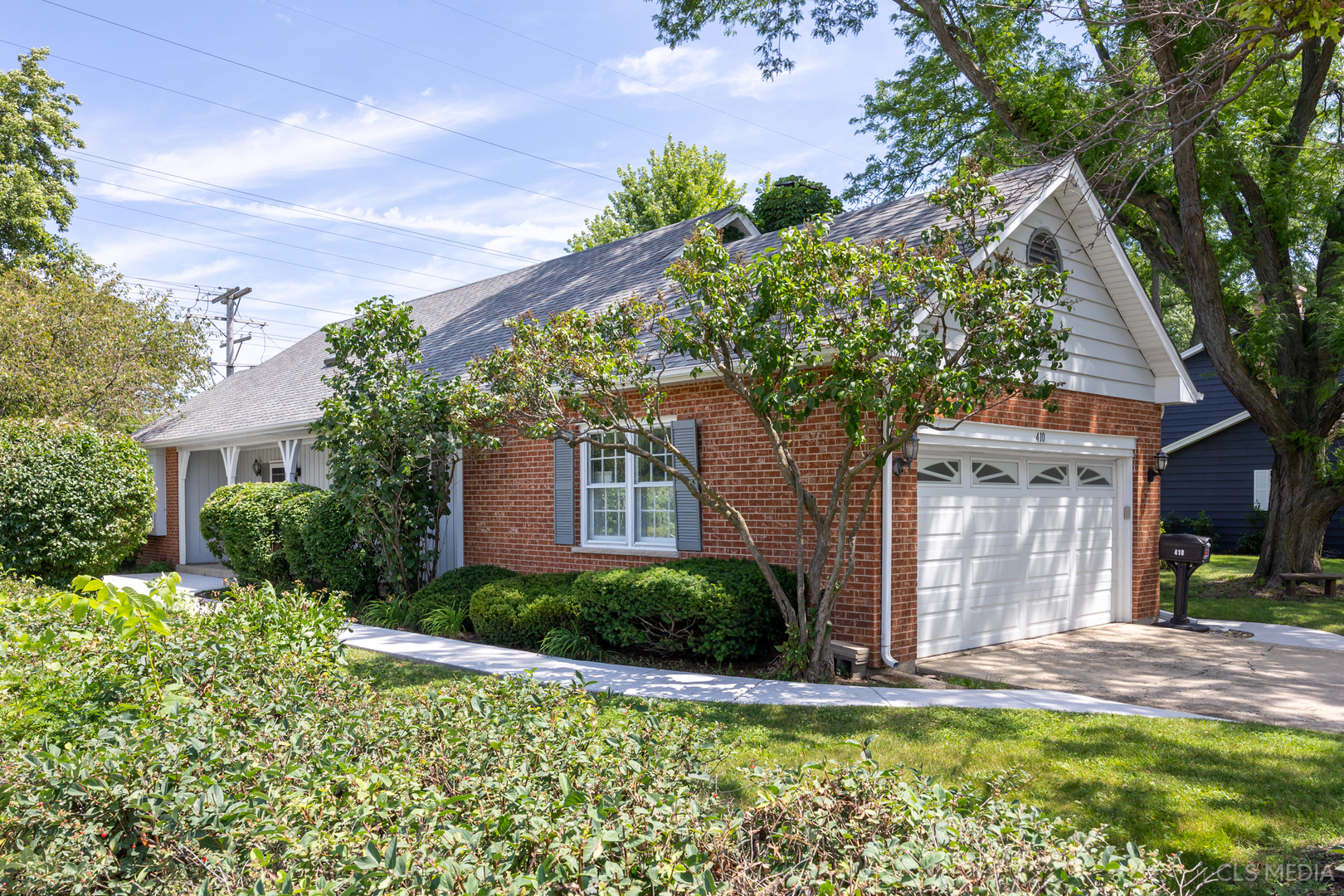 410 Providence Road Palatine, IL 60074 - Photo 1 of 31 Gallery Image 1