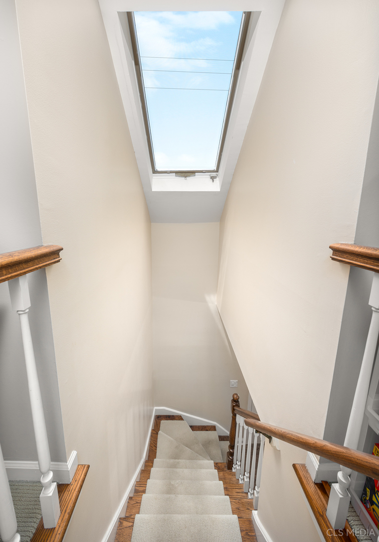 410 Providence Road Palatine, IL 60074 - Photo 16 of 31 Gallery Image 16