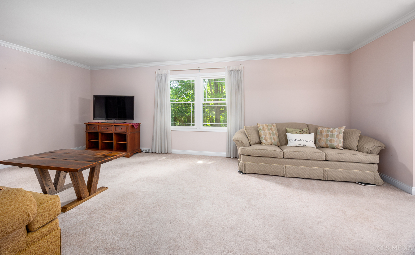 410 Providence Road Palatine, IL 60074 - Photo 2 of 31 Gallery Image 2