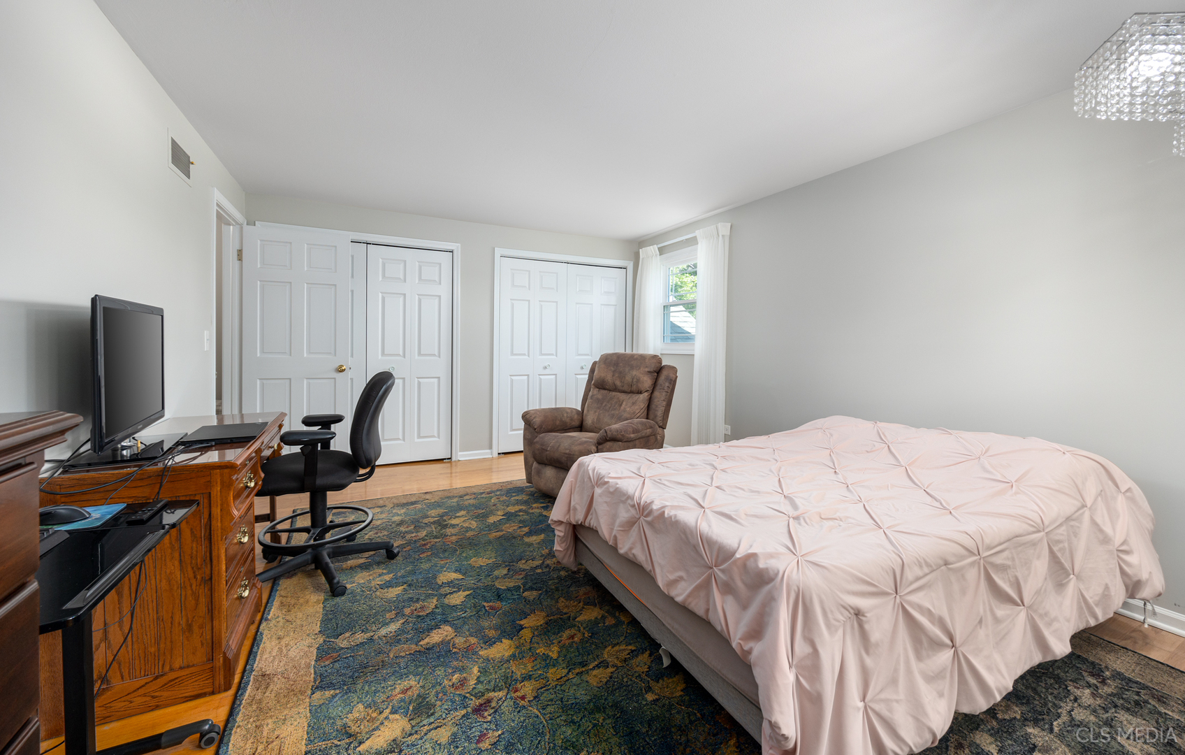 410 Providence Road Palatine, IL 60074 - Photo 21 of 31 Gallery Image 21