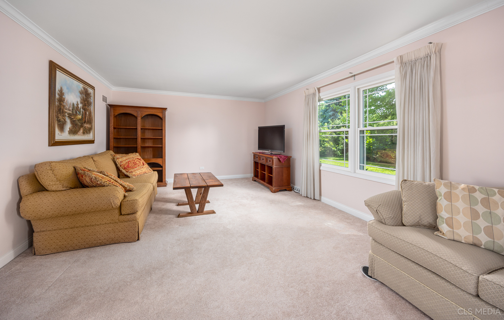 410 Providence Road Palatine, IL 60074 - Photo 3 of 31 Gallery Image 3
