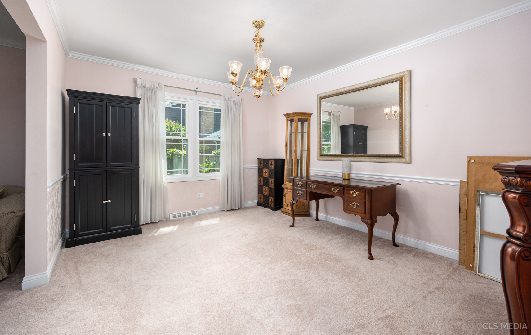 410 Providence Road Palatine, IL 60074 - Photo 4 of 31 Gallery Image 4