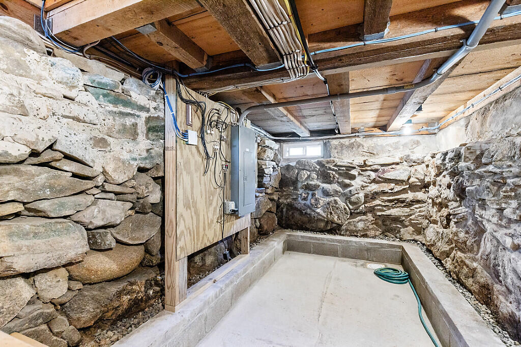 402 Waldoboro Road Friendship, ME 04547 - Photo 42 of 43 02_BP5A7756_DxO_mls
