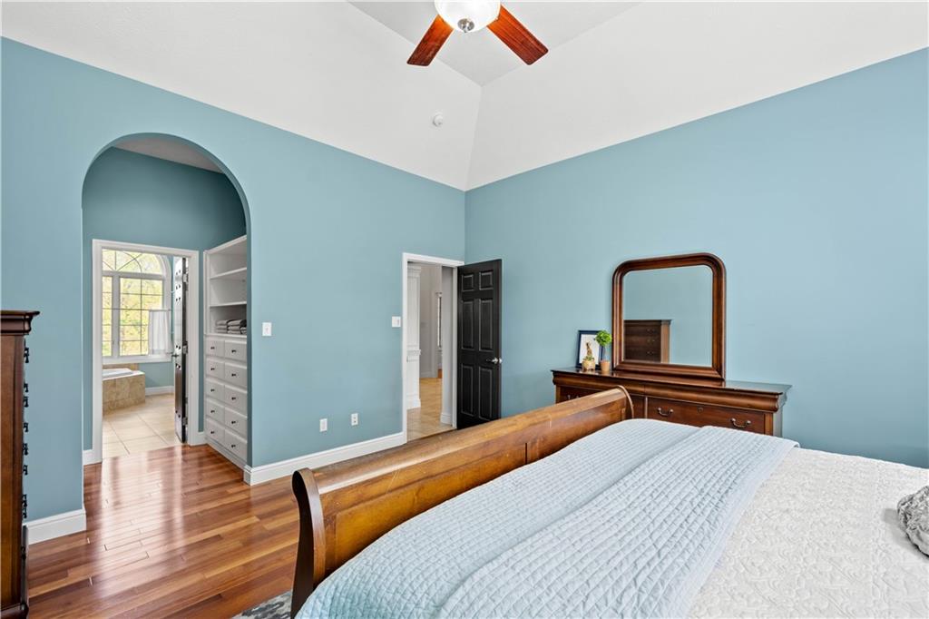 352 Water Works Road Sewickley, PA 15143 - Photo 22 of 49 a bedroom with a bed and a dresser