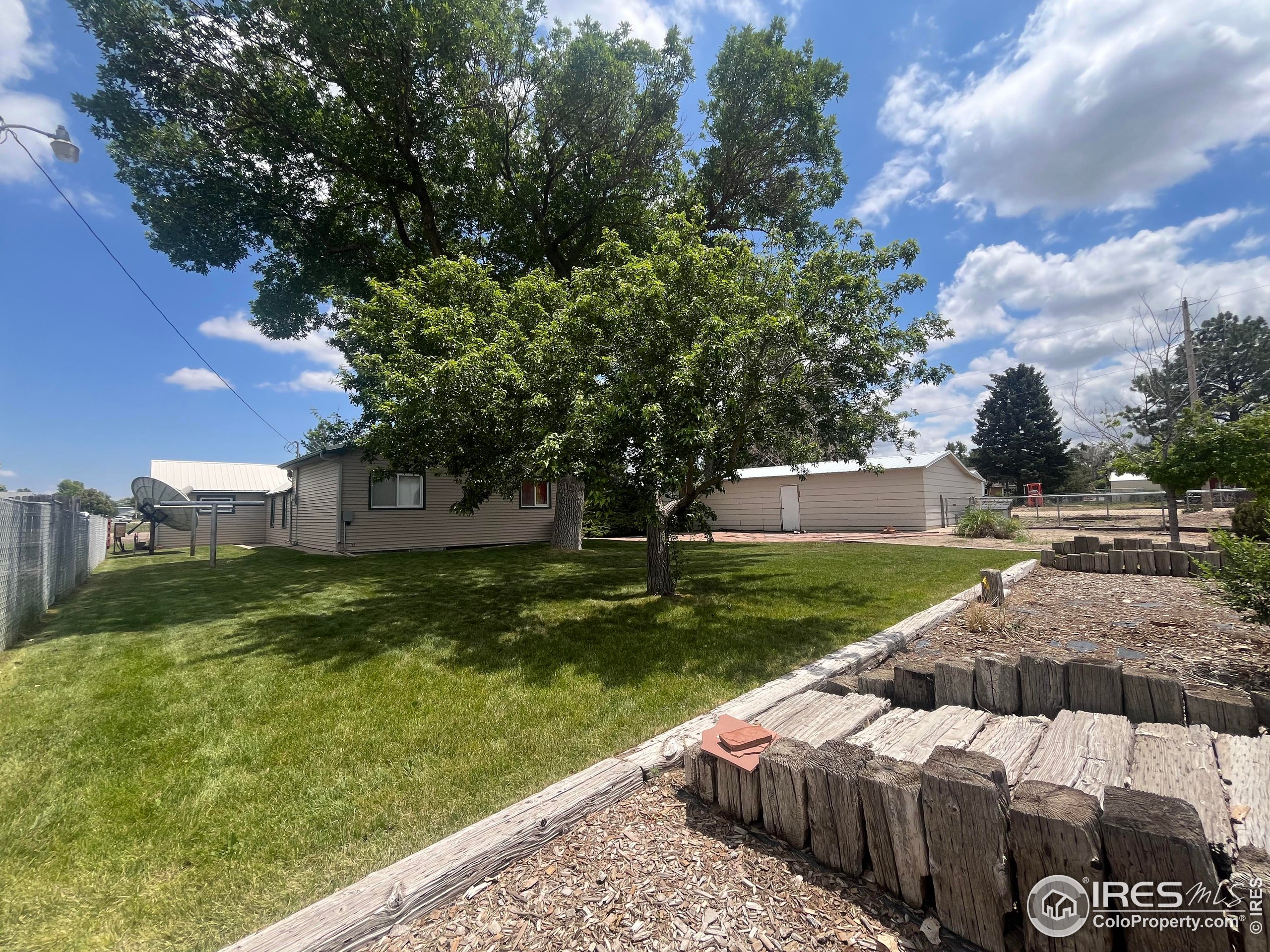 209 Chapman Street Wiggins, CO 80654 - Photo 2 of 36