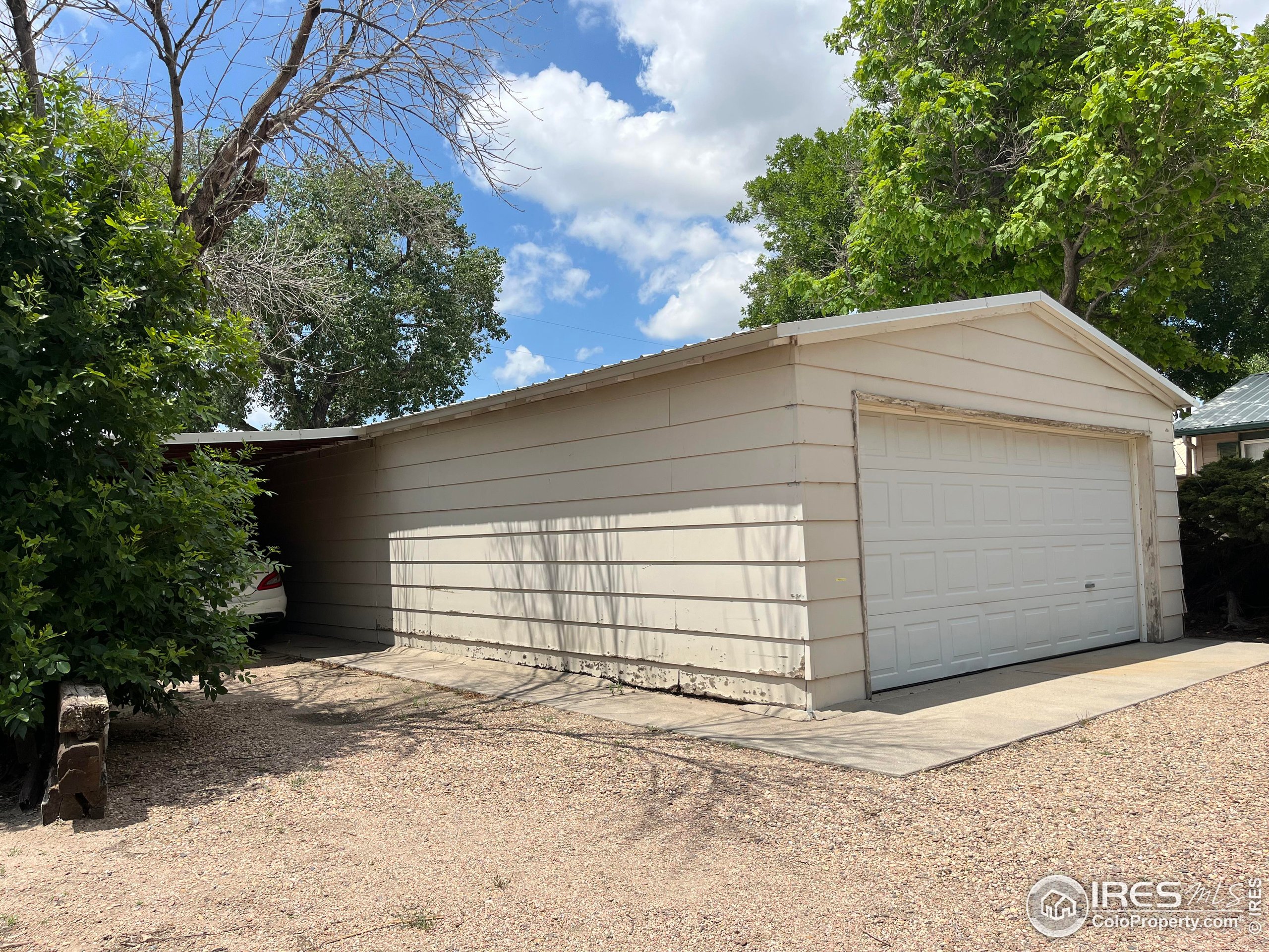 209 Chapman Street Wiggins, CO 80654 - Photo 3 of 36