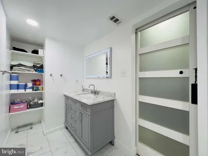 $230,000 | 12311 Braxfield Court, Unit 425, Rockville, MD 20852