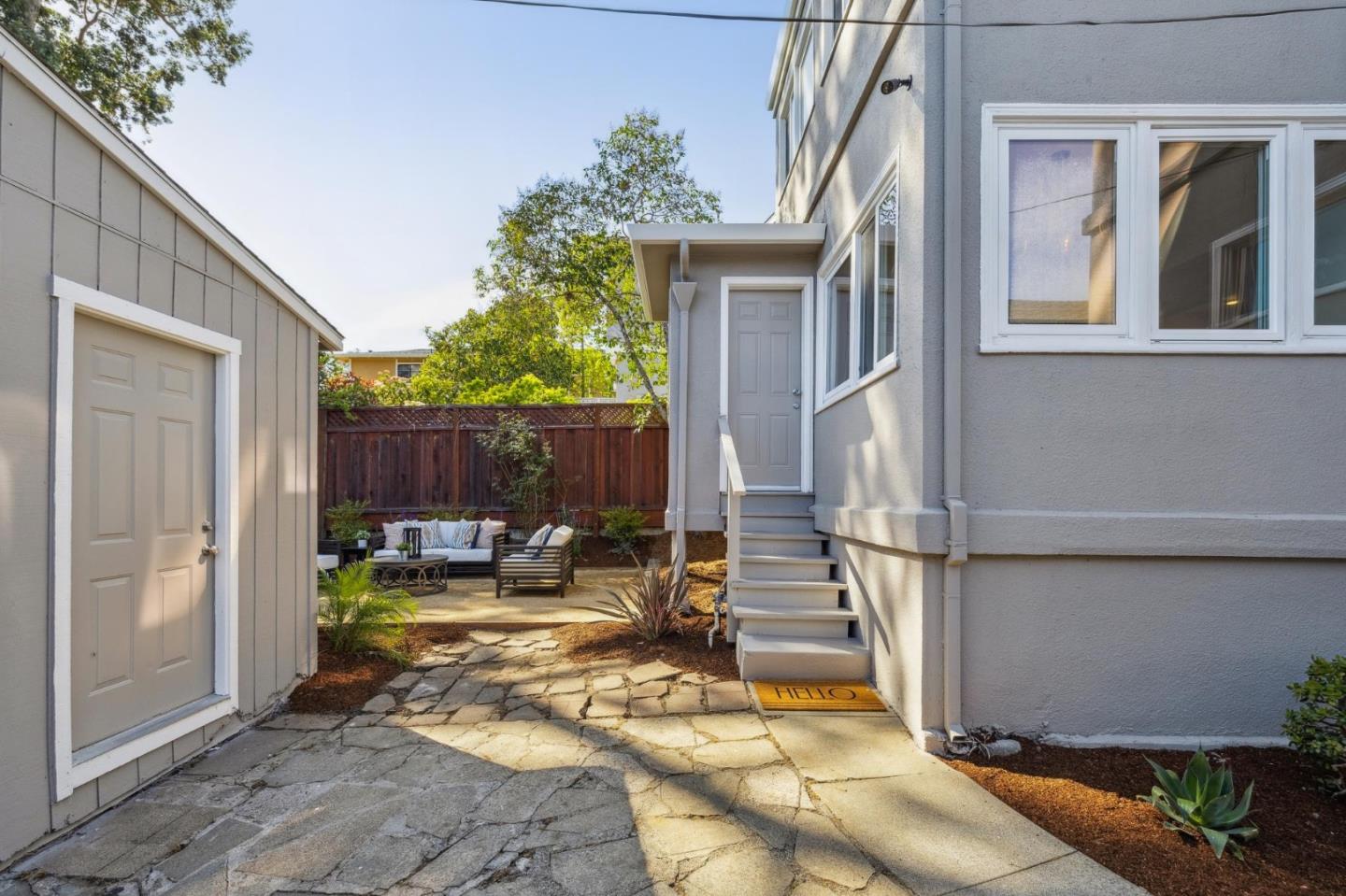 829 Edgehill Drive Burlingame, CA 94010 - Photo 59 of 99 a view of yard with patio