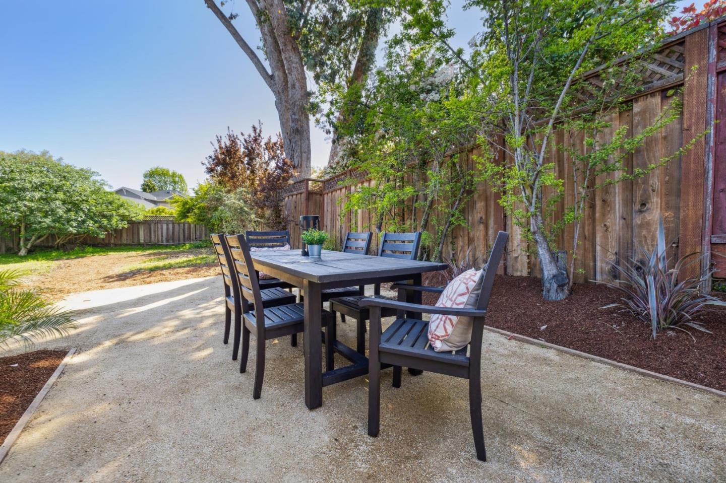 829 Edgehill Drive Burlingame, CA 94010 - Photo 64 of 99