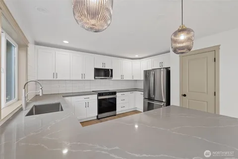 $625,000 | 17112 139th Ave Court East, Puyallup, WA 98374