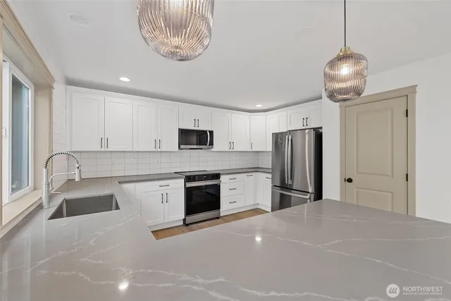 $625,000 | 17112 139th Ave Court East, Puyallup, WA 98374