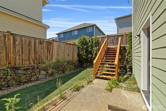 $625,000 | 17112 139th Ave Court East, Puyallup, WA 98374