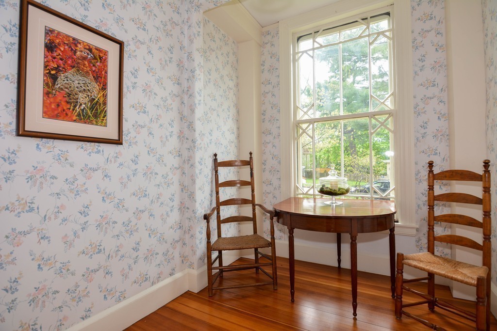 28 Warwick Road Melrose, MA 02176 - Photo 10 of 23 Gallery Image 10