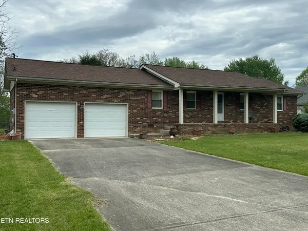 $264,900 | 334 Lee Drive, Crossville, TN 38555