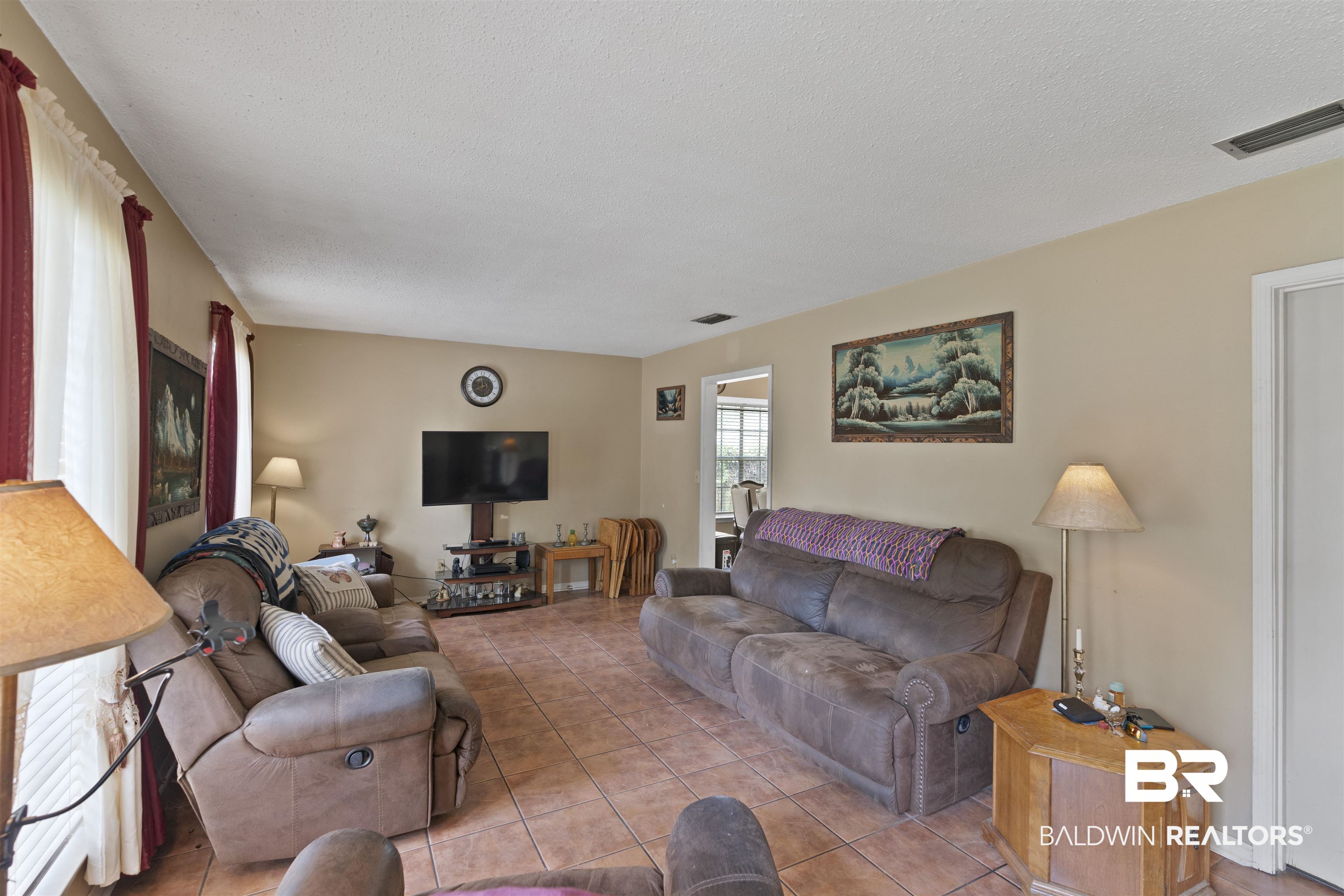 83 Grimes Lane Loxley, AL 36551 - Photo 4 of 16