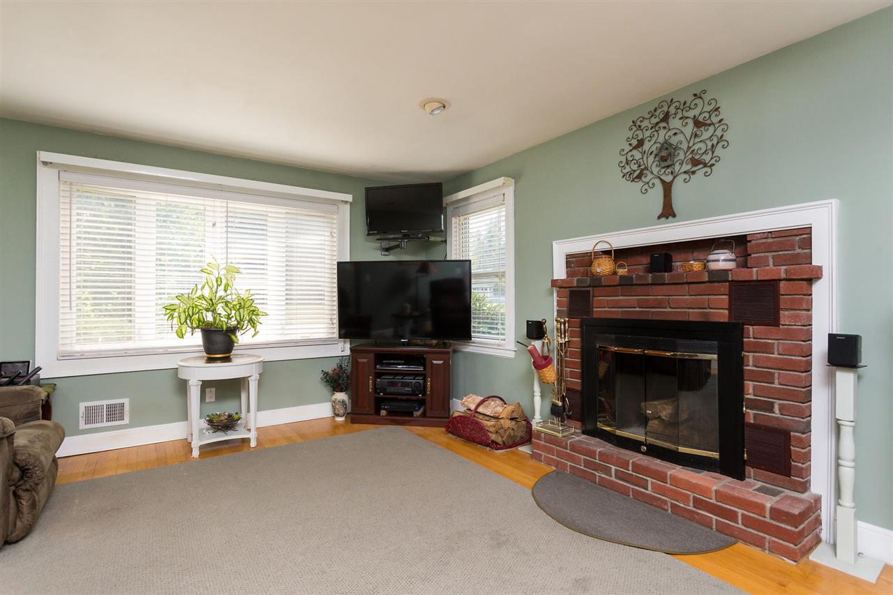 4 Riverside Drive Dover, NH 03820 - Photo 13 of 34
