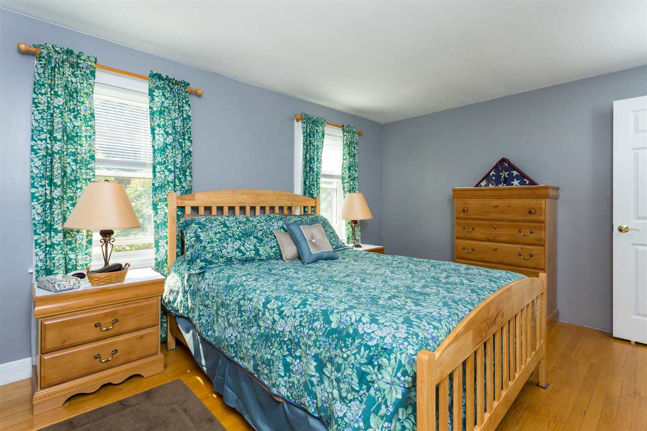 4 Riverside Drive Dover, NH 03820 - Photo 19 of 34