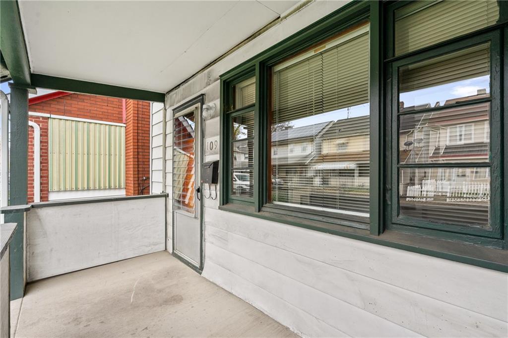 109 Orchard Street McKees Rocks, PA 15136 - Photo 4 of 21 Gallery Image 4