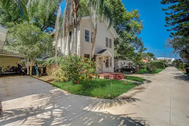 $409,900 | 200 Hibiscus Court, Orlando, FL 32801