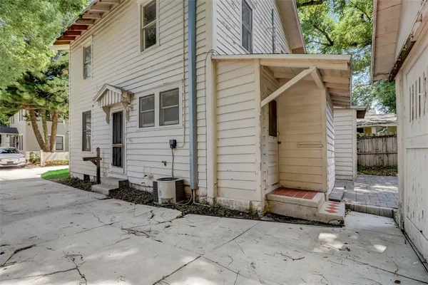 $399,900 | 200 Hibiscus Court, Orlando, FL 32801