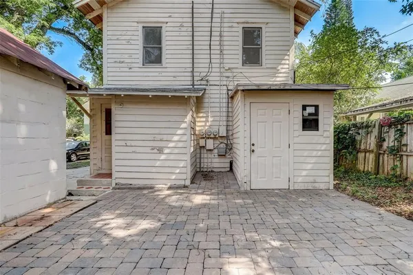 $399,900 | 200 Hibiscus Court, Orlando, FL 32801