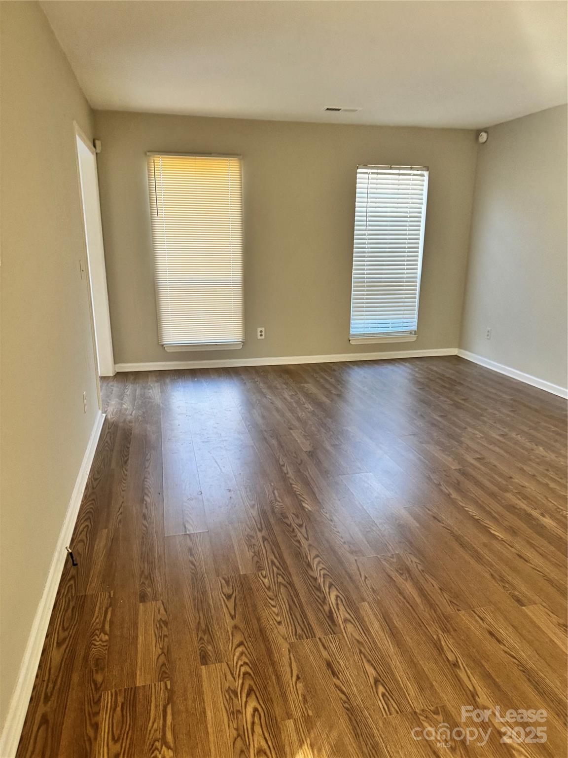 2206 Killarney Place Charlotte, NC 28262 - Photo 2 of 17