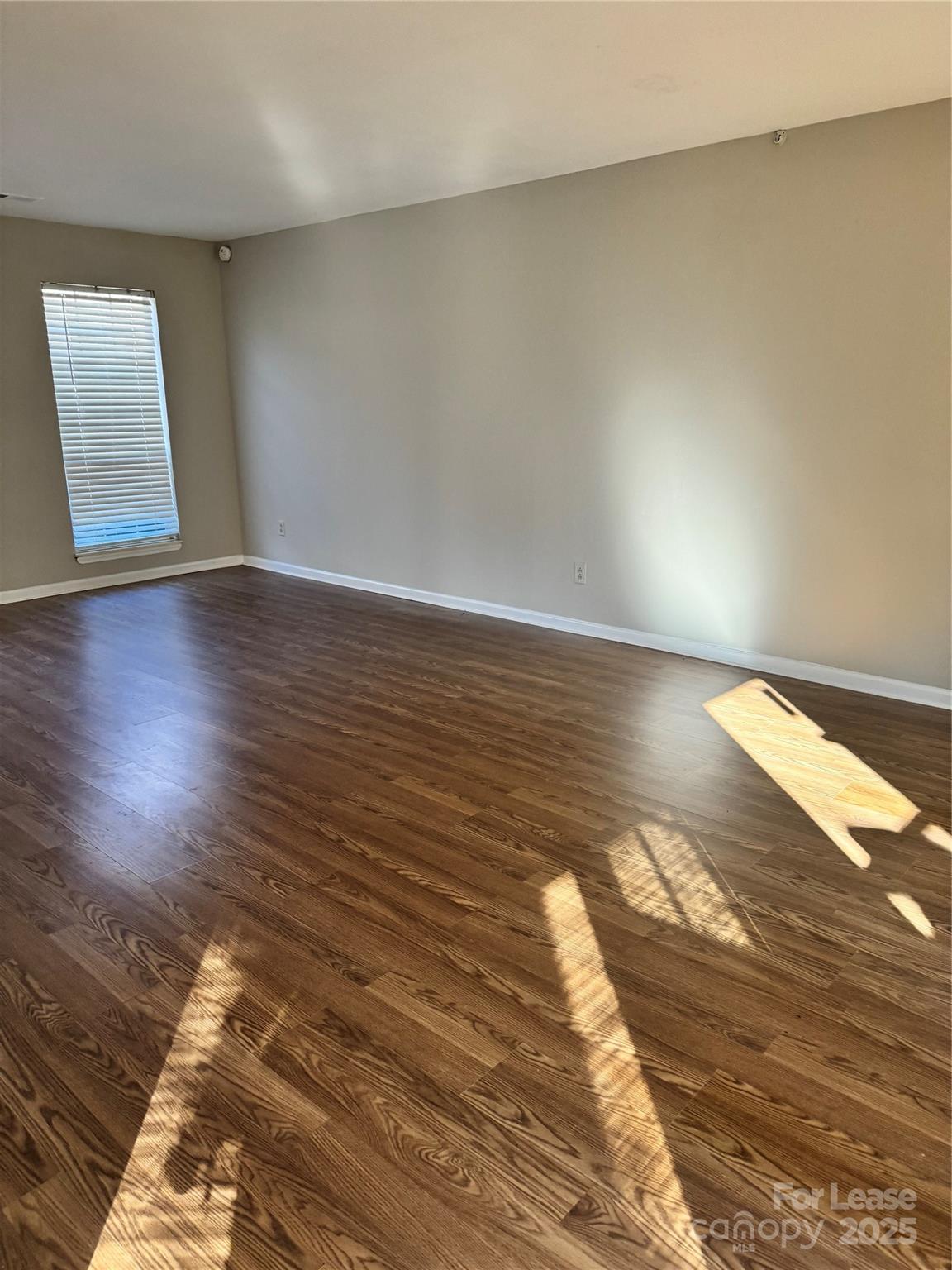 2206 Killarney Place Charlotte, NC 28262 - Photo 3 of 17