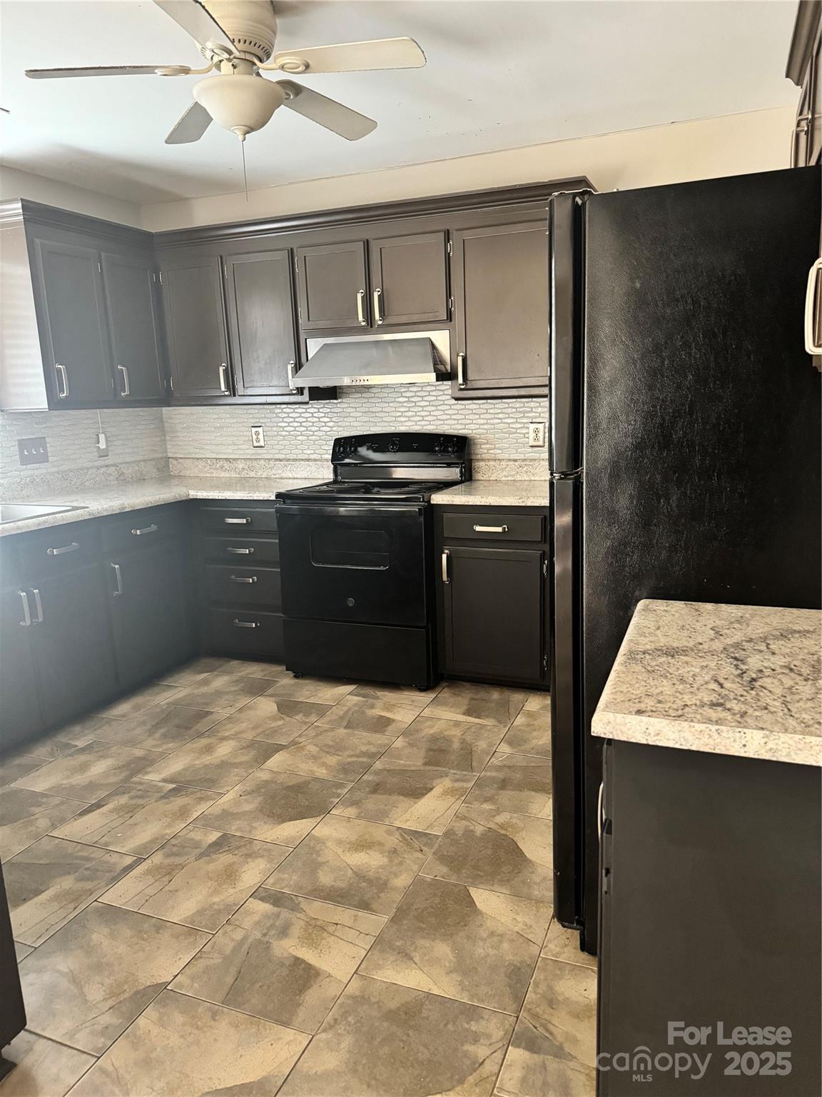 2206 Killarney Place Charlotte, NC 28262 - Photo 5 of 17