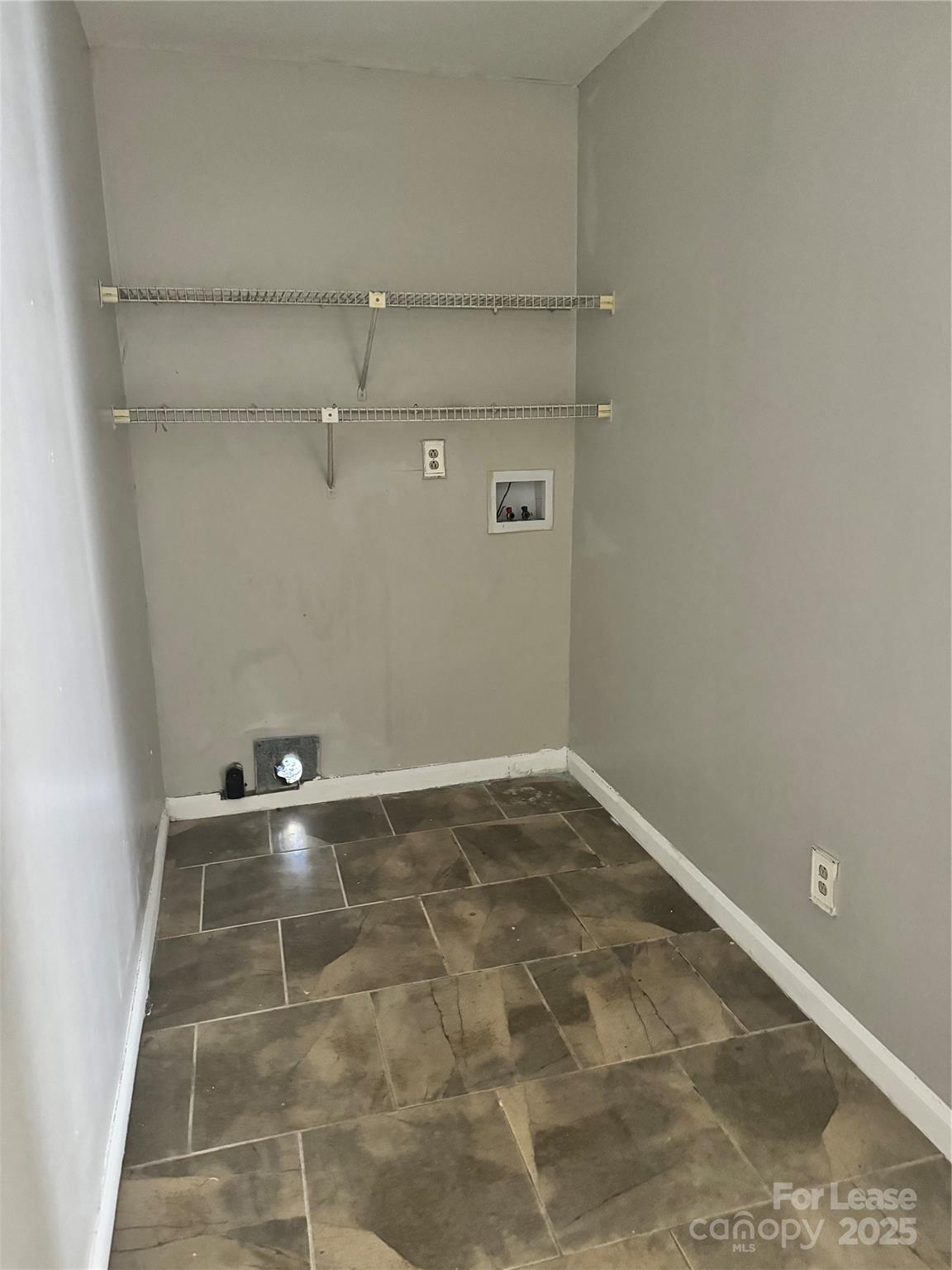 2206 Killarney Place Charlotte, NC 28262 - Photo 9 of 17