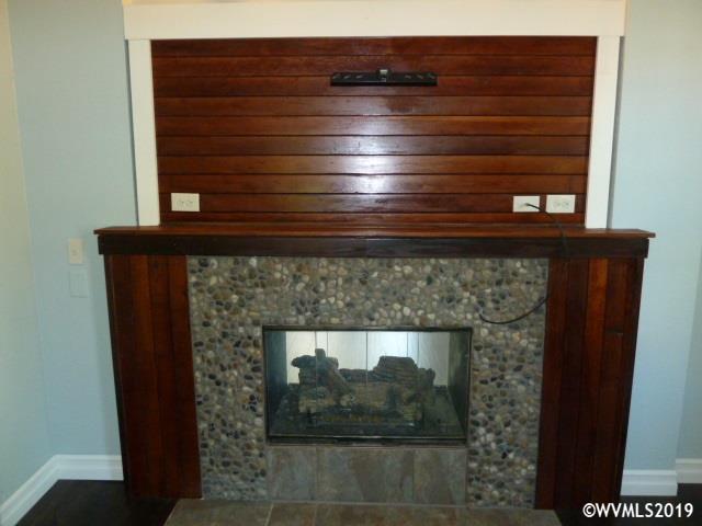 409 Southwest Vine Street Albany, OR 97321 - Photo 6 of 29 Gallery Image 6