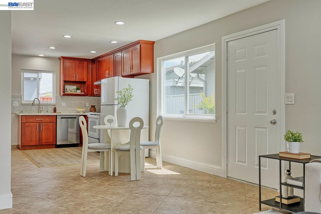4556 Reyes Drive Union City, CA 94587 - Photo 9 of 29