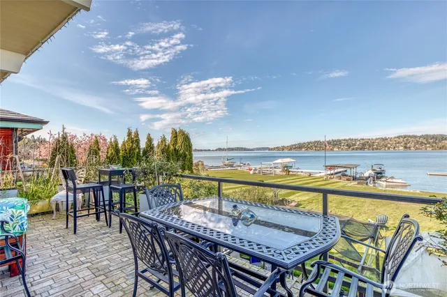 $1,999,950 | 10008 Rainier Avenue South, Seattle, WA 98178