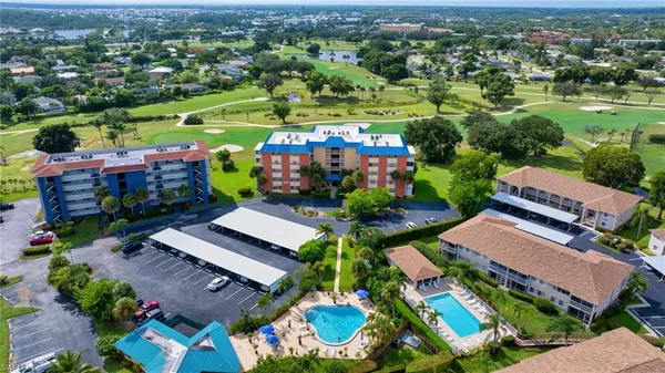 an aerial view of tennis court