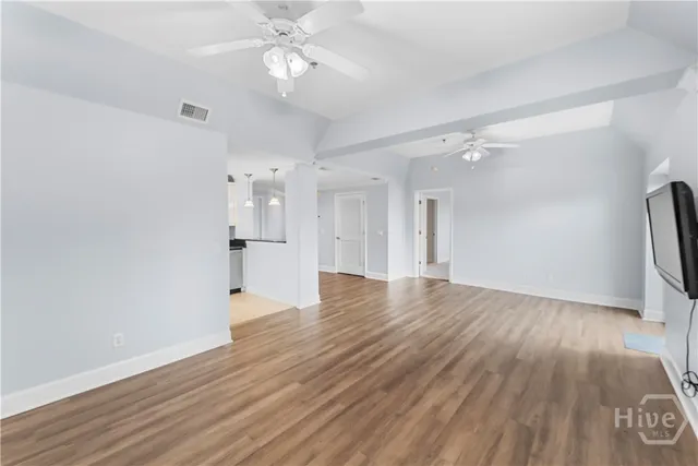 $3,100 | 700 Wilmington Island Road, Unit 200, Savannah, GA 31410