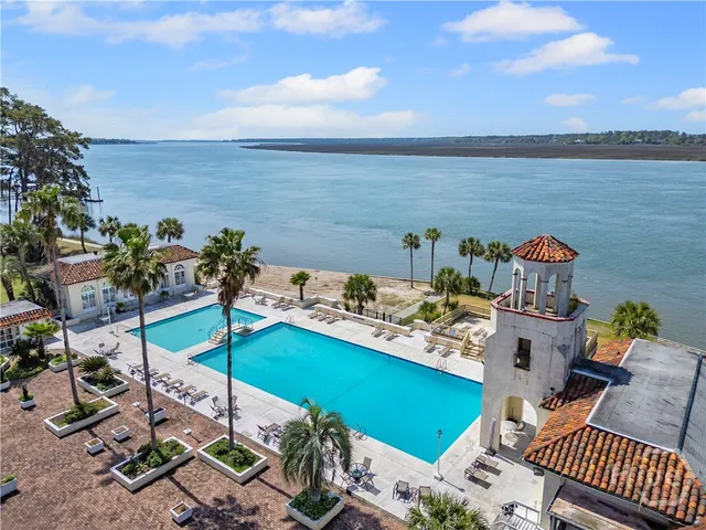 $3,100 | 700 Wilmington Island Road, Unit 200, Savannah, GA 31410