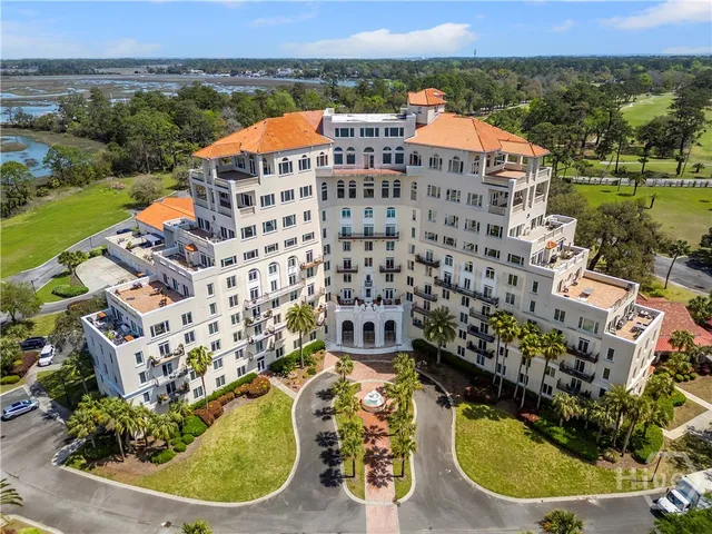 $3,100 | 700 Wilmington Island Road, Unit 200, Savannah, GA 31410