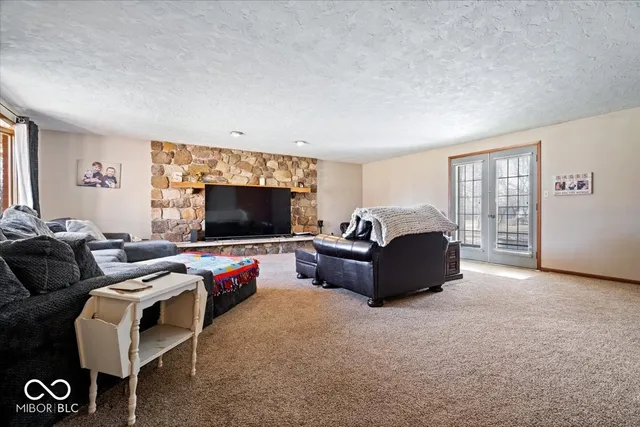 $200,000 | 283 East 600th Street North, Alexandria, IN 46001