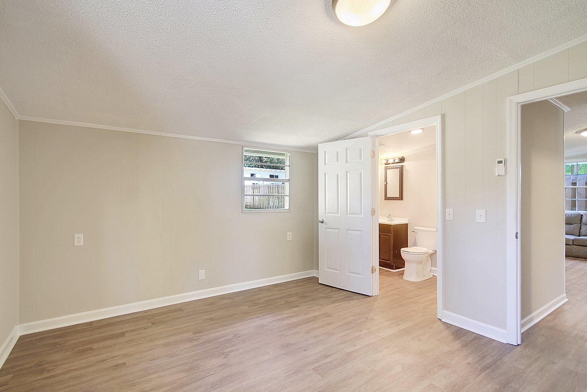 1516 Mosstree Road North Charleston, SC 29405 - Photo 19 of 31 24-web-or-mls-CREM_1516 Mosstree_024