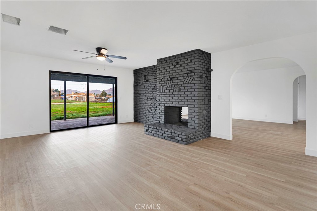15620 Ramona Road Apple Valley, CA 92307 - Photo 14 of 32