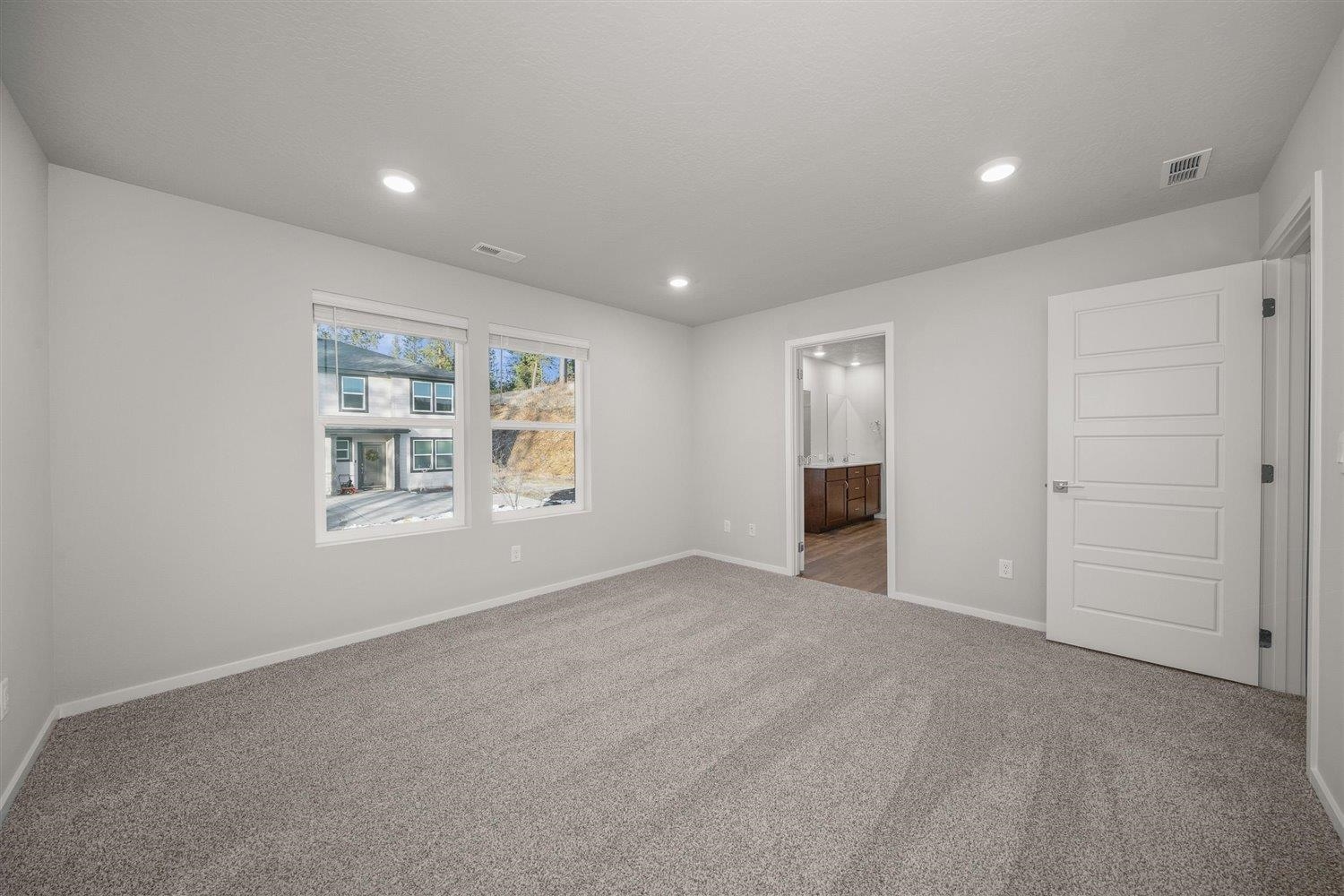 3662 South McCabe Lane Spokane, WA 99206 - Photo 14 of 39