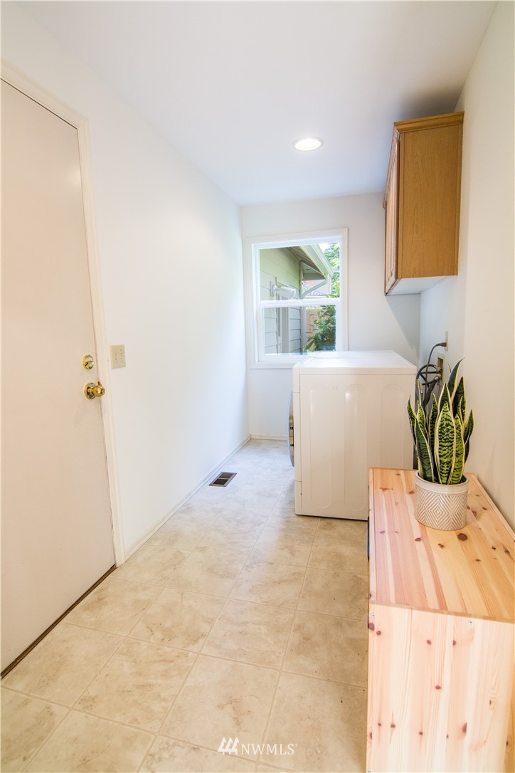3030 187th Place Southeast Bothell, WA 98012 - Photo 11 of 25