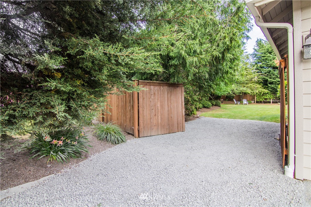 3030 187th Place Southeast Bothell, WA 98012 - Photo 3 of 25
